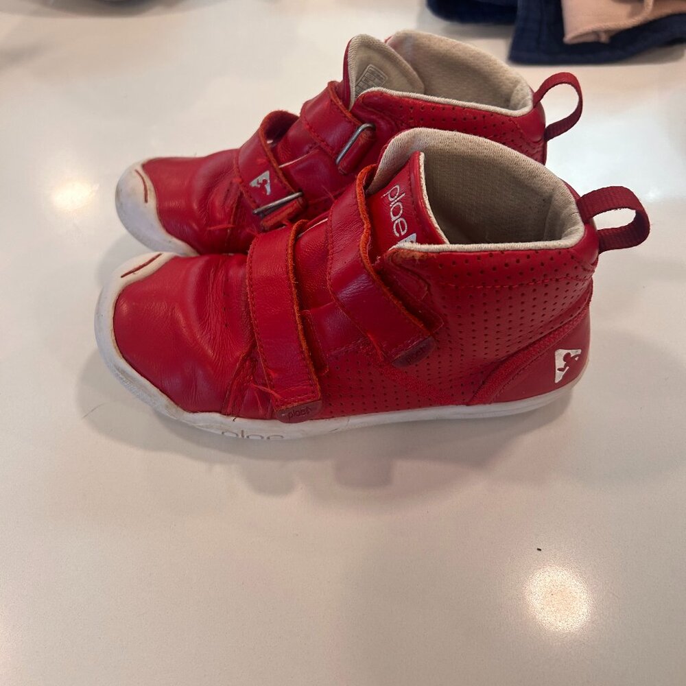 PLAE Red High Top Shoes max red sky Size 1 Boys or Girls